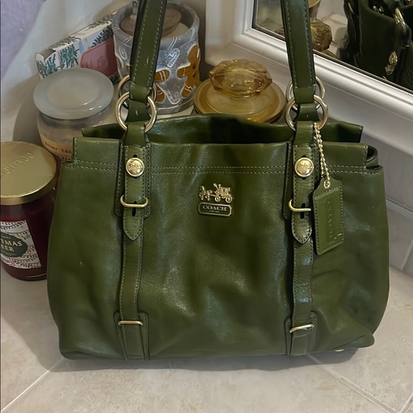 Everyday Handbag Coach Outlet Mia Satchel COACH-Mia Soft